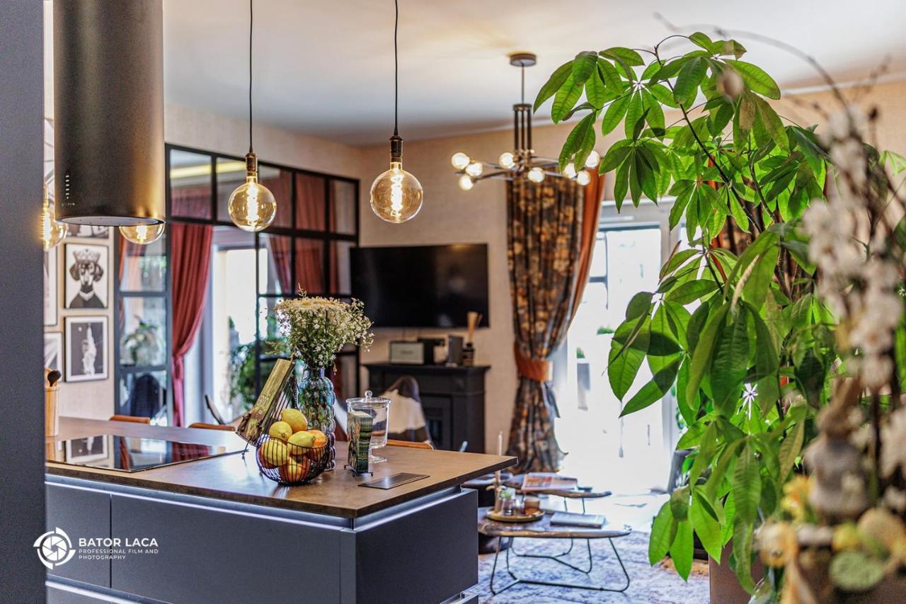 Buekk Penthouse, Panorama Jacuzzival Appartement Miskolc Buitenkant foto