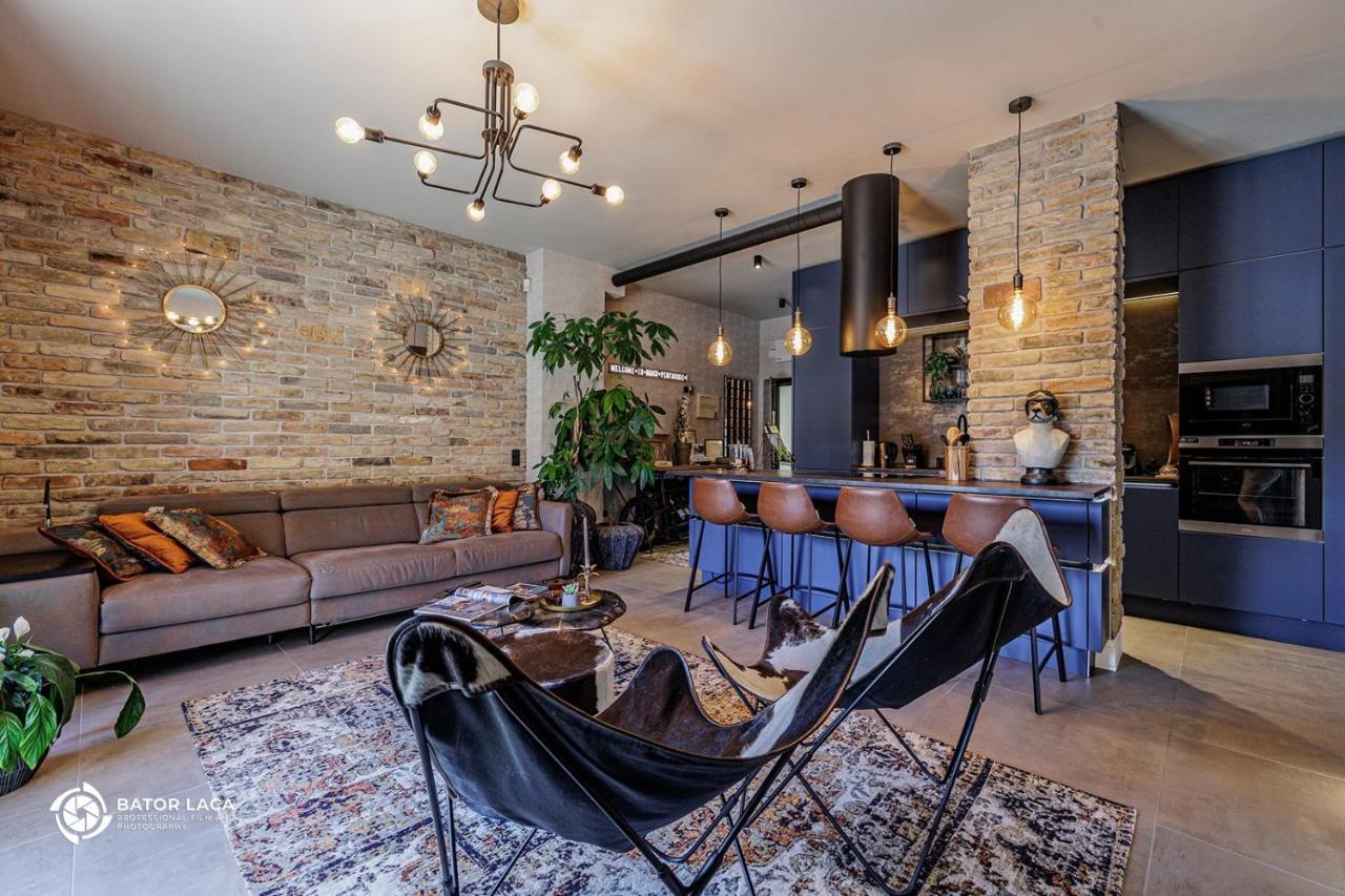 Buekk Penthouse, Panorama Jacuzzival Appartement Miskolc Buitenkant foto