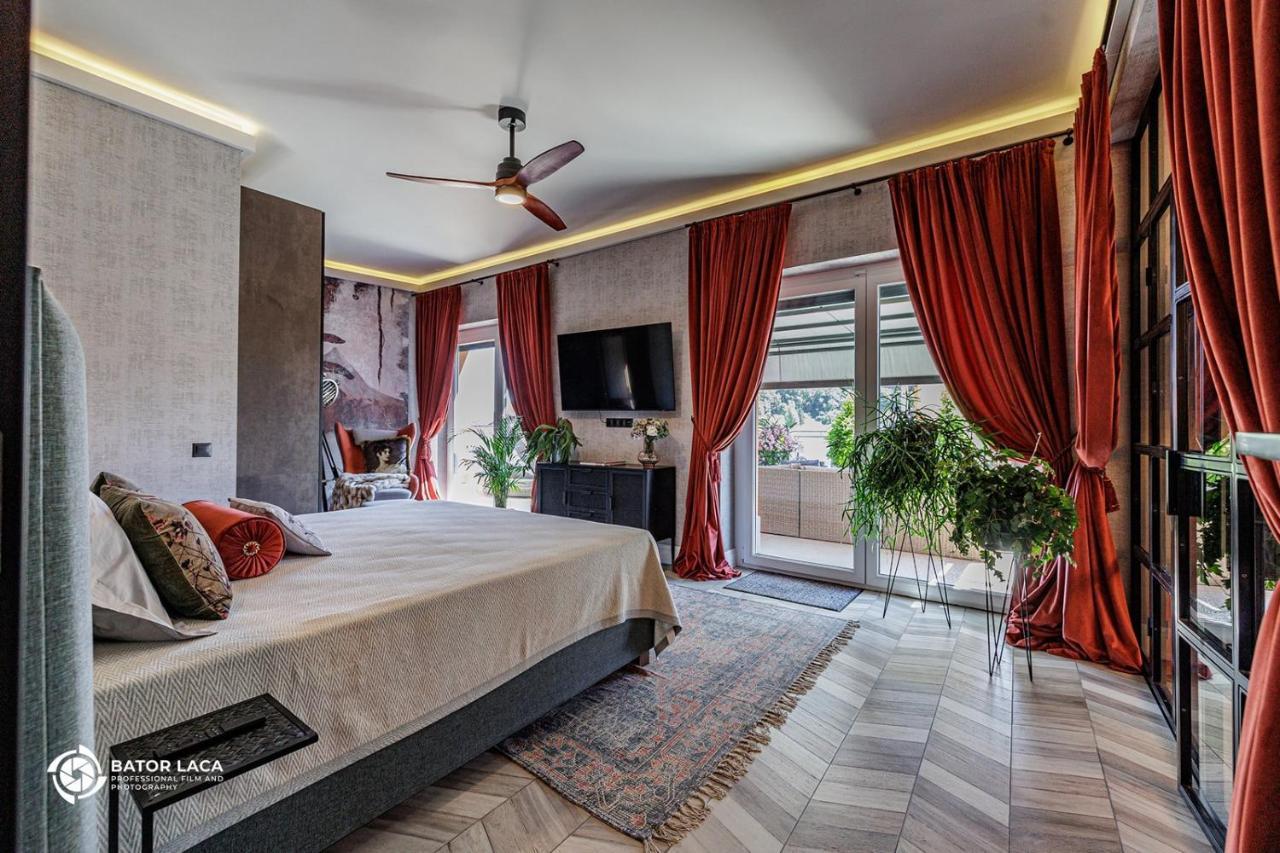Buekk Penthouse, Panorama Jacuzzival Appartement Miskolc Buitenkant foto